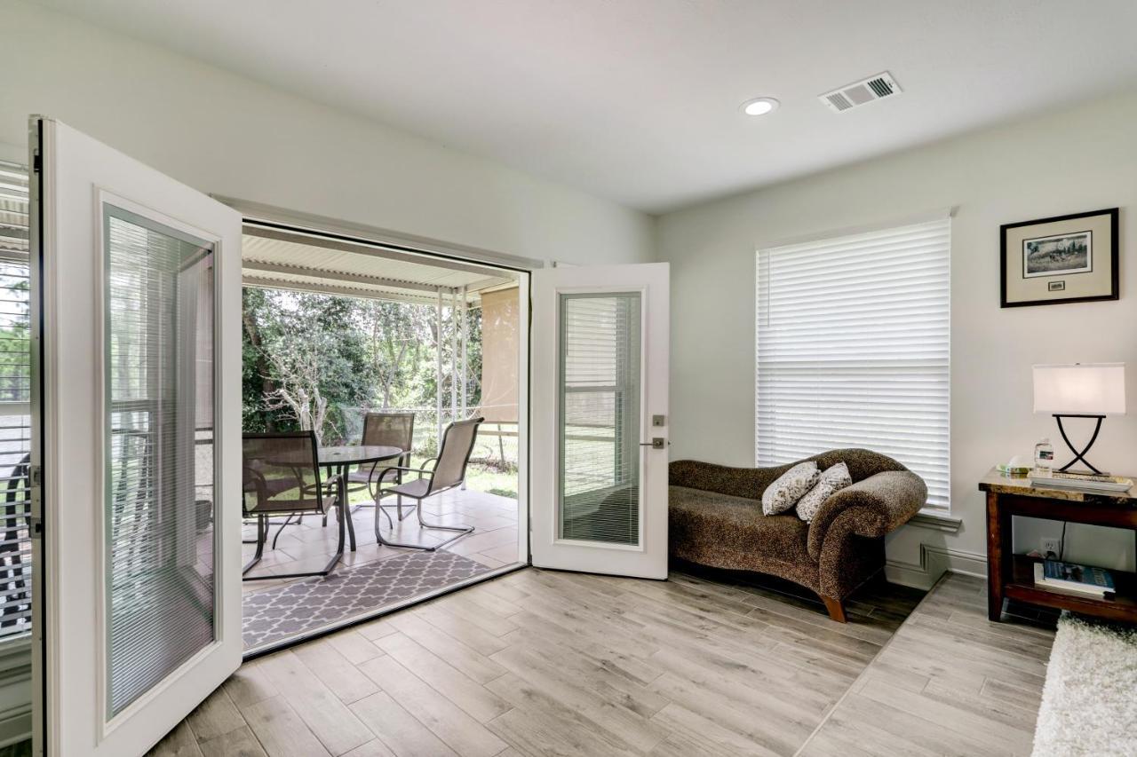 Kingwood Cottage - 10 Mins From Iah - Lake Front Humble Εξωτερικό φωτογραφία
